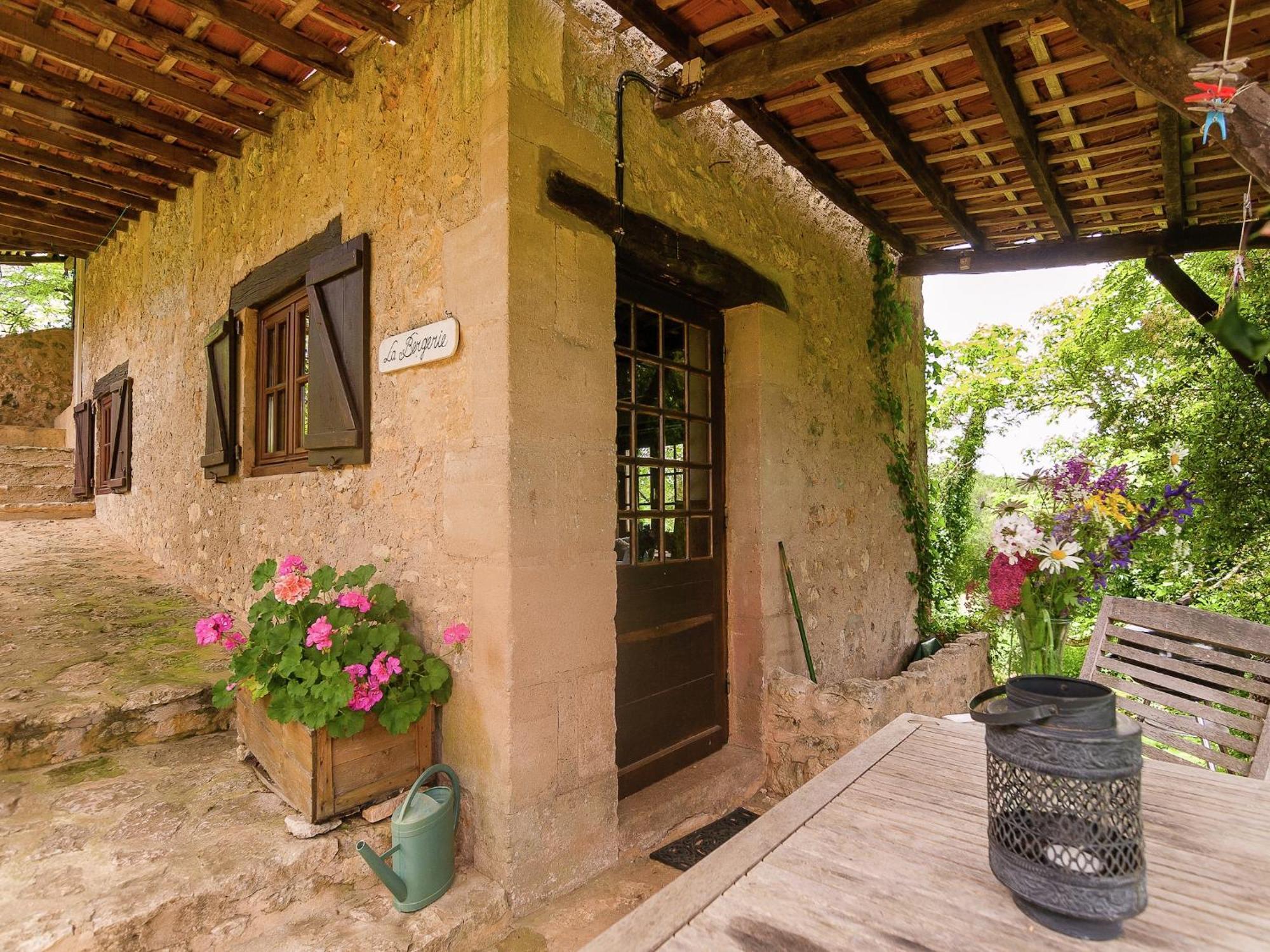 Cottage In Les Eyzies De Tayac Sireuil With Pool Meyrals Εξωτερικό φωτογραφία